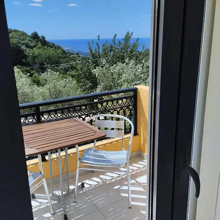 Hotel apartamentowy Asteras 2*